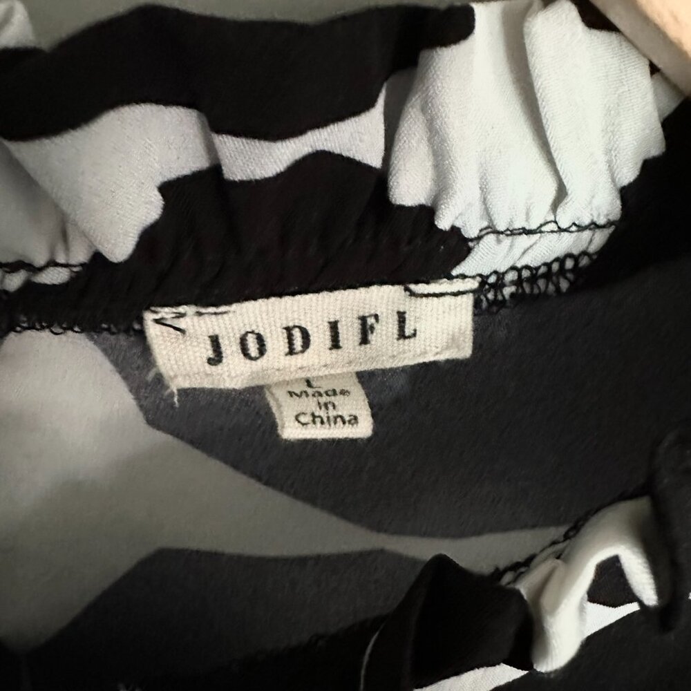 JODIFL Ruffle Sleeve Blouse Black and White Polka Dot Large Spring - Picture 3 of 7